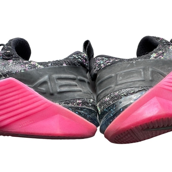 Nike React Metcon AMP in Black Blue Fury - Picture 6 of 9